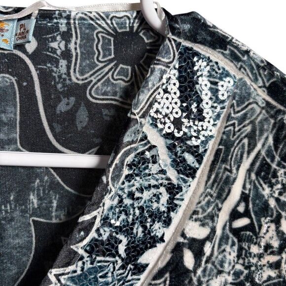 Unity Blouse Women's Petite Large V-Neck 3/4 Sleeve Rhinestone Printed Top NWT - Picture 6 of 12